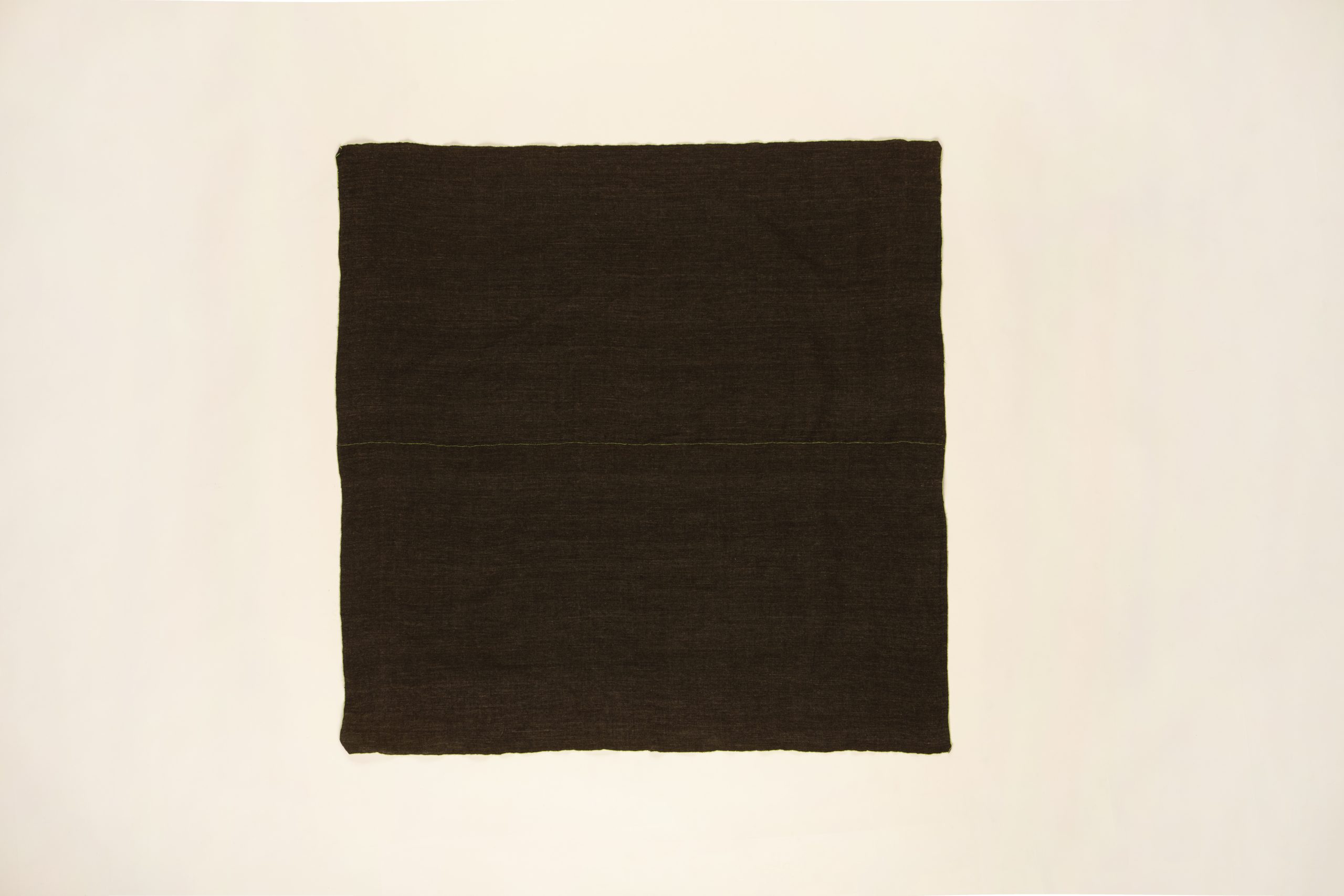 "Manta Gris Oscuro"